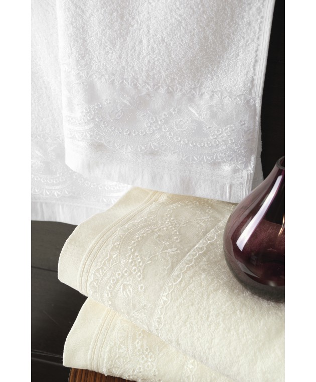 Σετ πετσέτες νυφικές 3 τεμ. SHIRAZ WHITE, RYTHMOS HOME ΥΠΝΟΔΩΜΑΤΙΟ