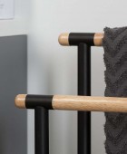 Brix black κρεμάστρα επιδαπέδια Sealskin Επιδαπέδιες Κρεμάστρες