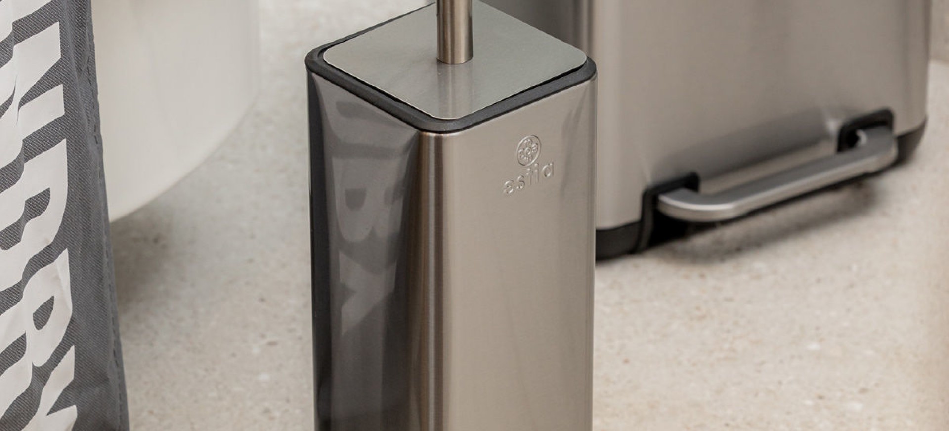 Σετ Πιγκάλ: Κάδοι & Καλαθάκια Μπάνιου