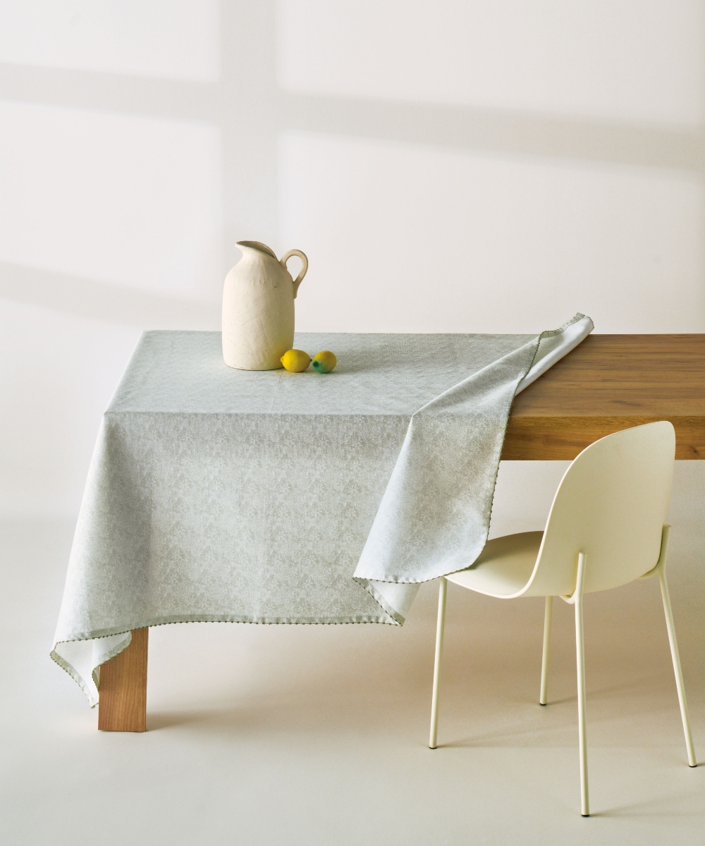 Flos τραπεζομαντηλο 140x140