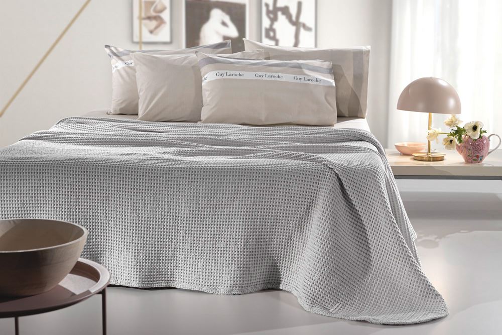 Guy Laroche Κουβέρτα - Κάλυμμα κρεβατιού ETERNITY Silver 160X240